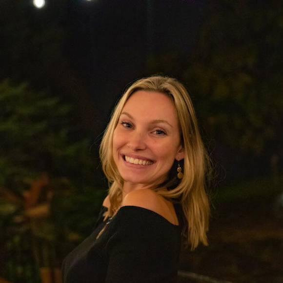 Poshmark profile picture for @hague